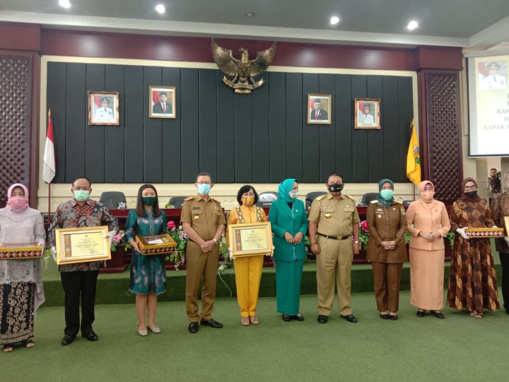 Lepas Pejabat Purnabakti, Gubernur Arinal Beber Kisah Sekamar Mantan Kaban Kesbangpol