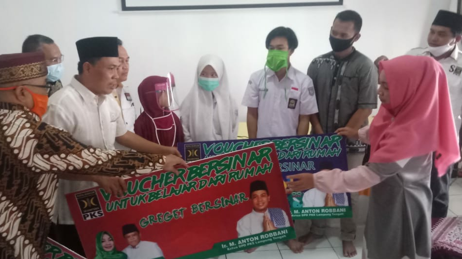 PKS Lamteng Launching Greget Bersinar Bantu Siswa Belajar Daring