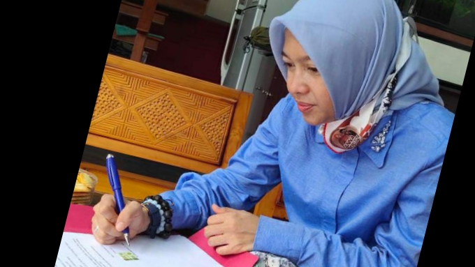 Anna Morinda Resmi Mundur dari Jabatan Pimpinan DPRD Metro