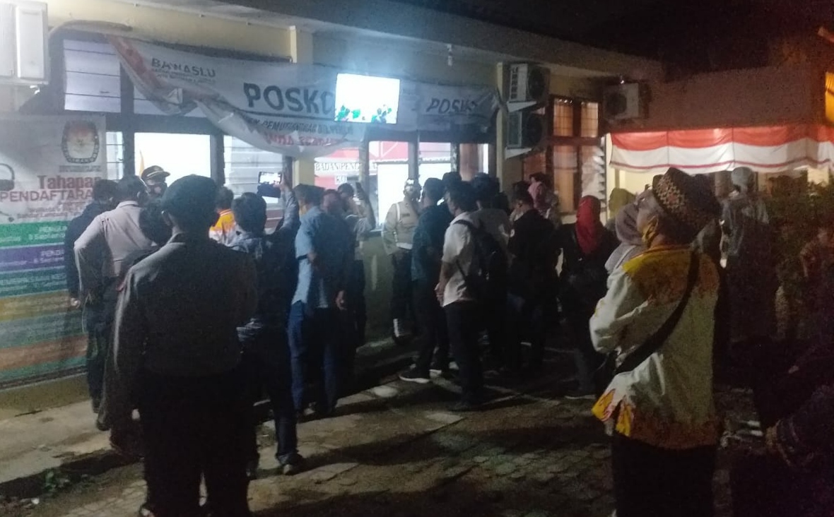 Ike Edwin Tetap Yakin Lolos Pencalonan
