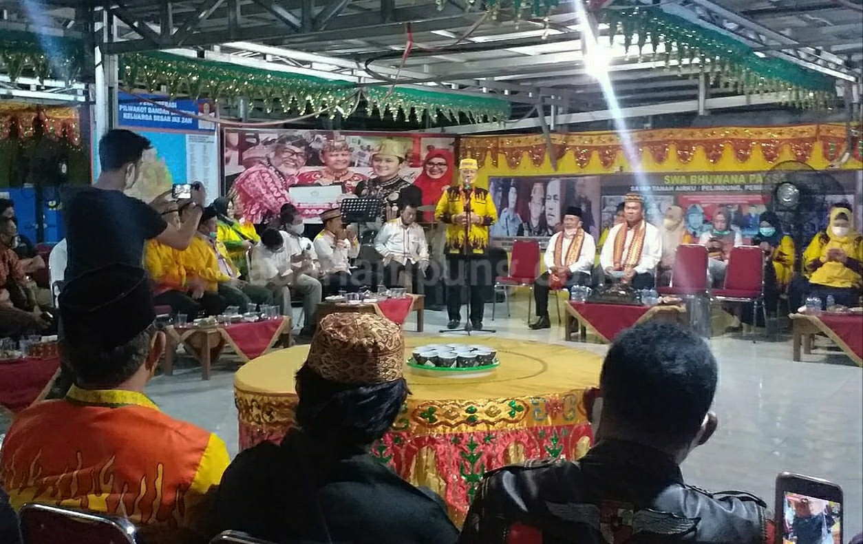 Dang Ike Dukung Penuh Rycko-Jos