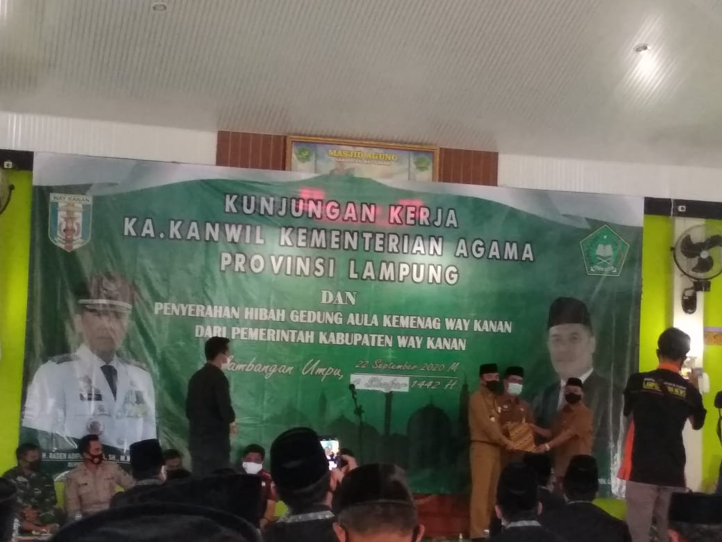 Kemenag Terima Gedung Hibah Pemkab Waykanan