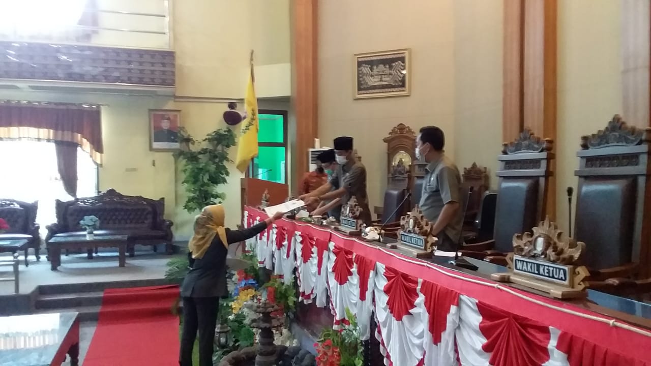 DPRD Lamtim Soroti Penurunan Potensi Pendapatan