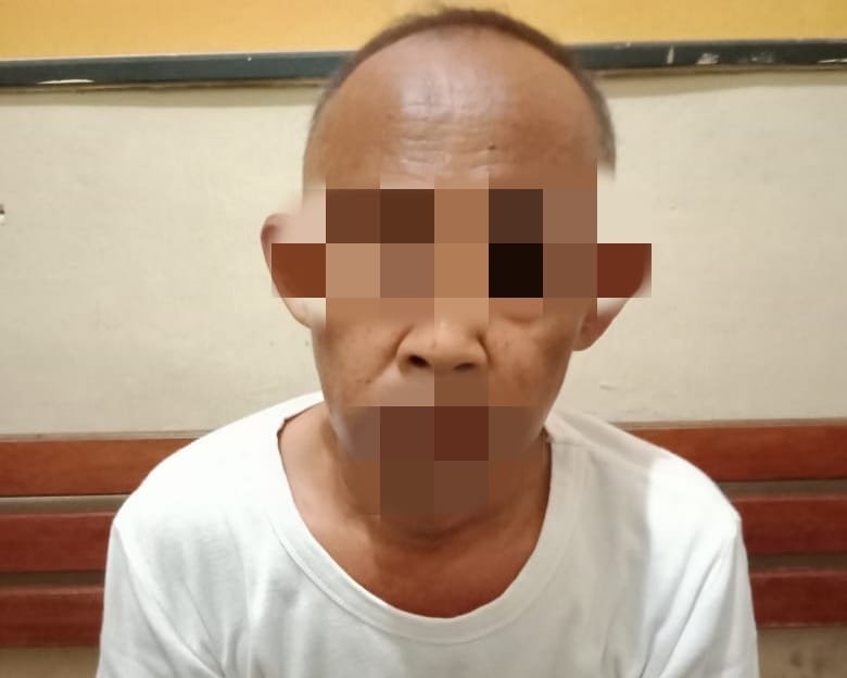 Kakek Ini Ditangkap Usai Buang Sabu