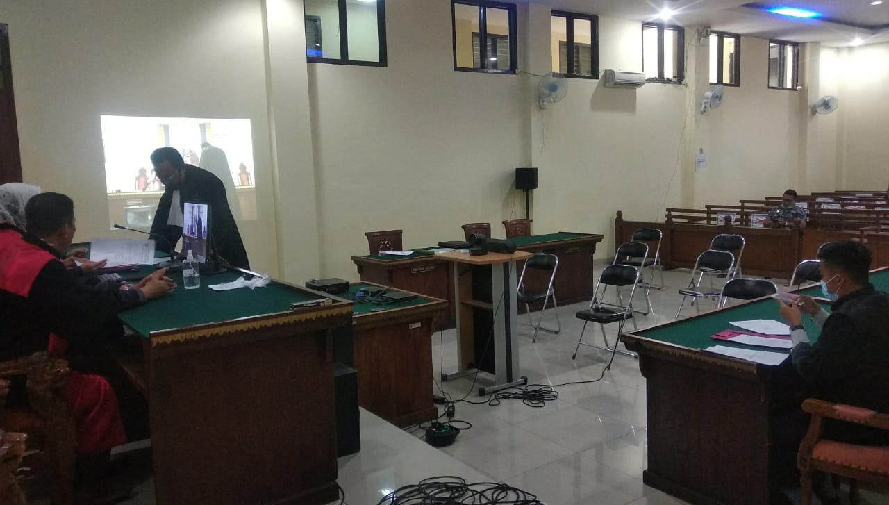 Sidang Terdakwa Korupsi BOK Lampura Kembali Ditunda, Kuasa Hukum: Sakitnya Nggak Main-main