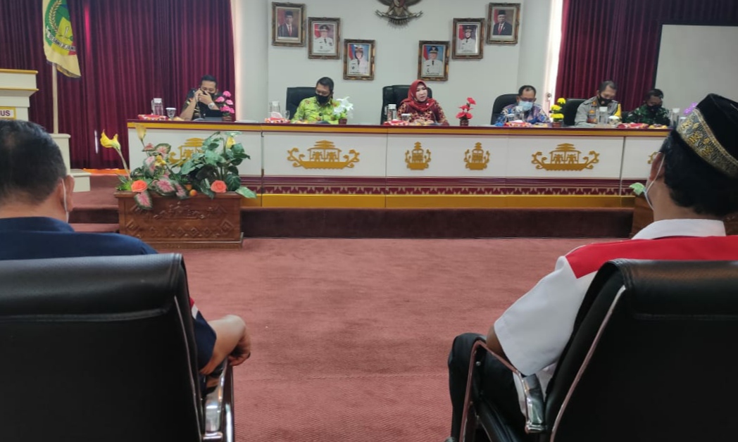 Tak Perlu Memaksa Ikut Aksi, Jangan Sampai Pulang Bawa Oleh-oleh Covid-19!