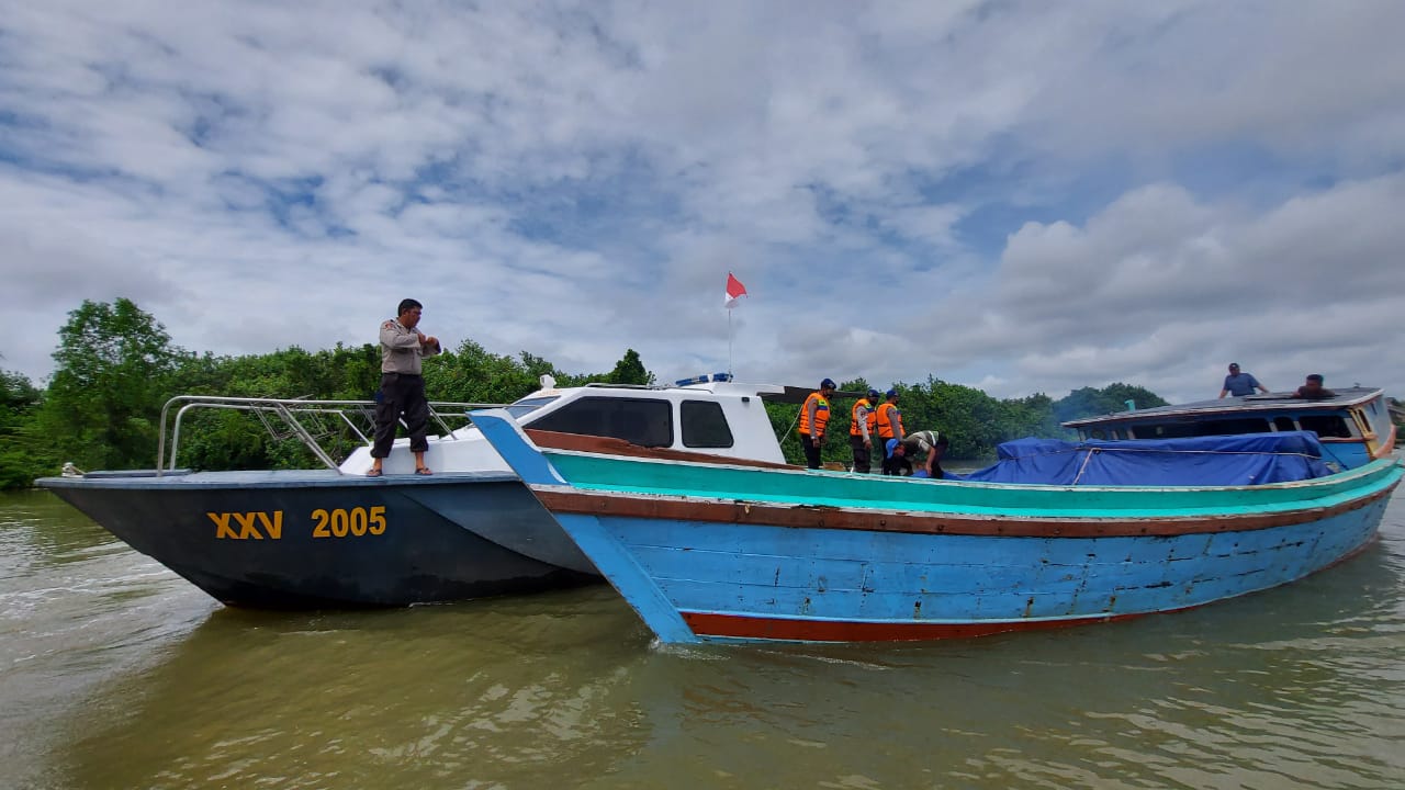 Cegah Aksi Kejahatan, Satpolair Polres Tuba Patroli Perairan