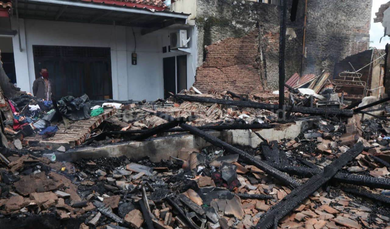 Tiga Bedeng di Jagabaya Terbakar