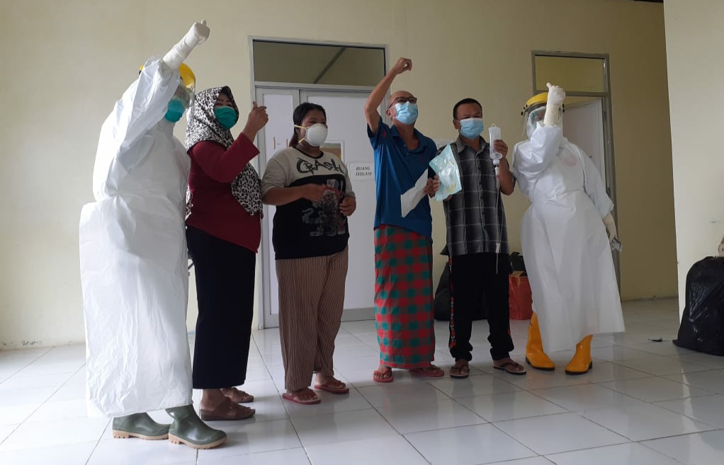 Tiga Pasien Selesai Isolasi di RSUDAU dan Boleh Pulang