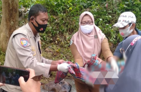 Tega! Bayi Baru Lahir, Dibuang ke Sungai