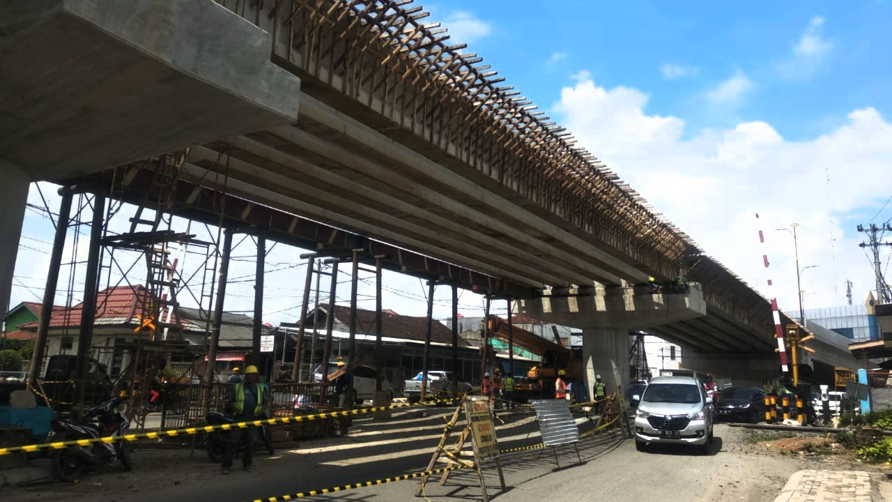 PEMASANGAN GIRDER