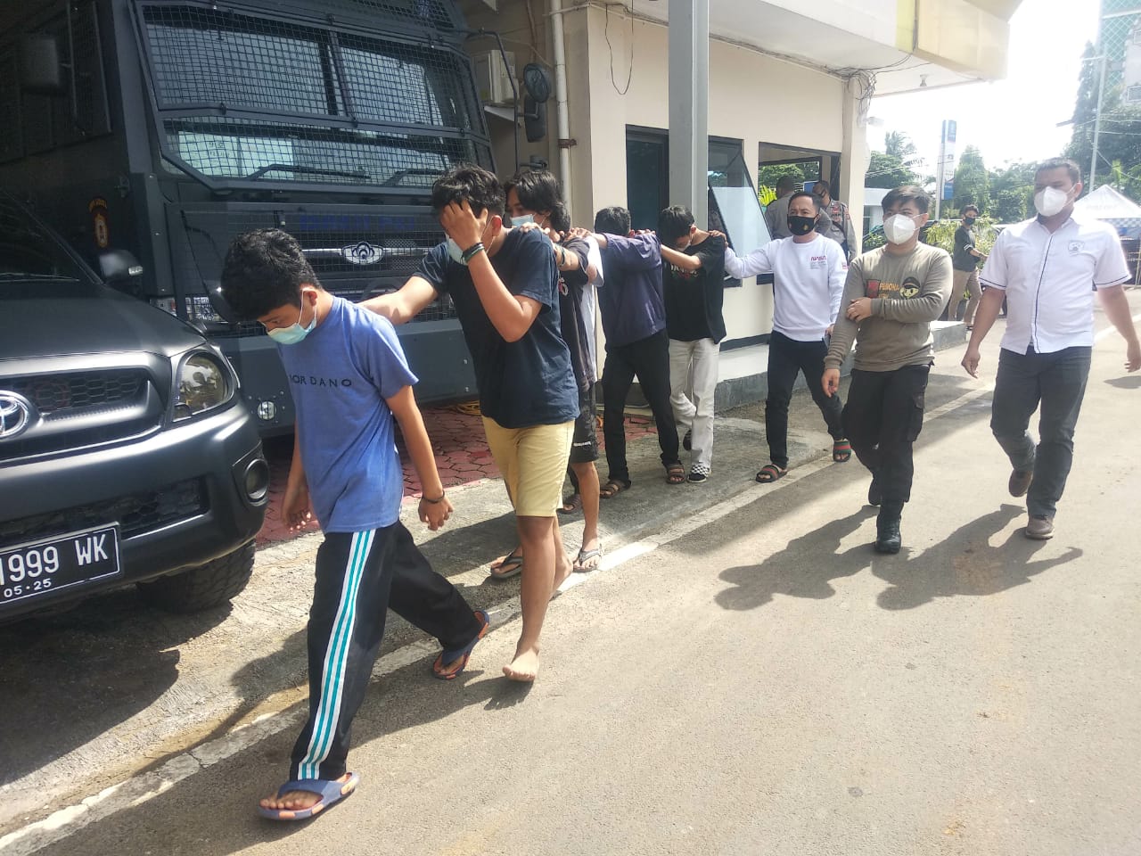 Usai Ditangkap, Polisi Pulangkan 6 Remaja Viral