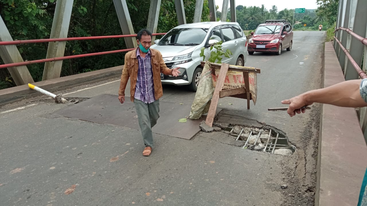 Jembatan Jebol, Jalintengsum Terancam Putus