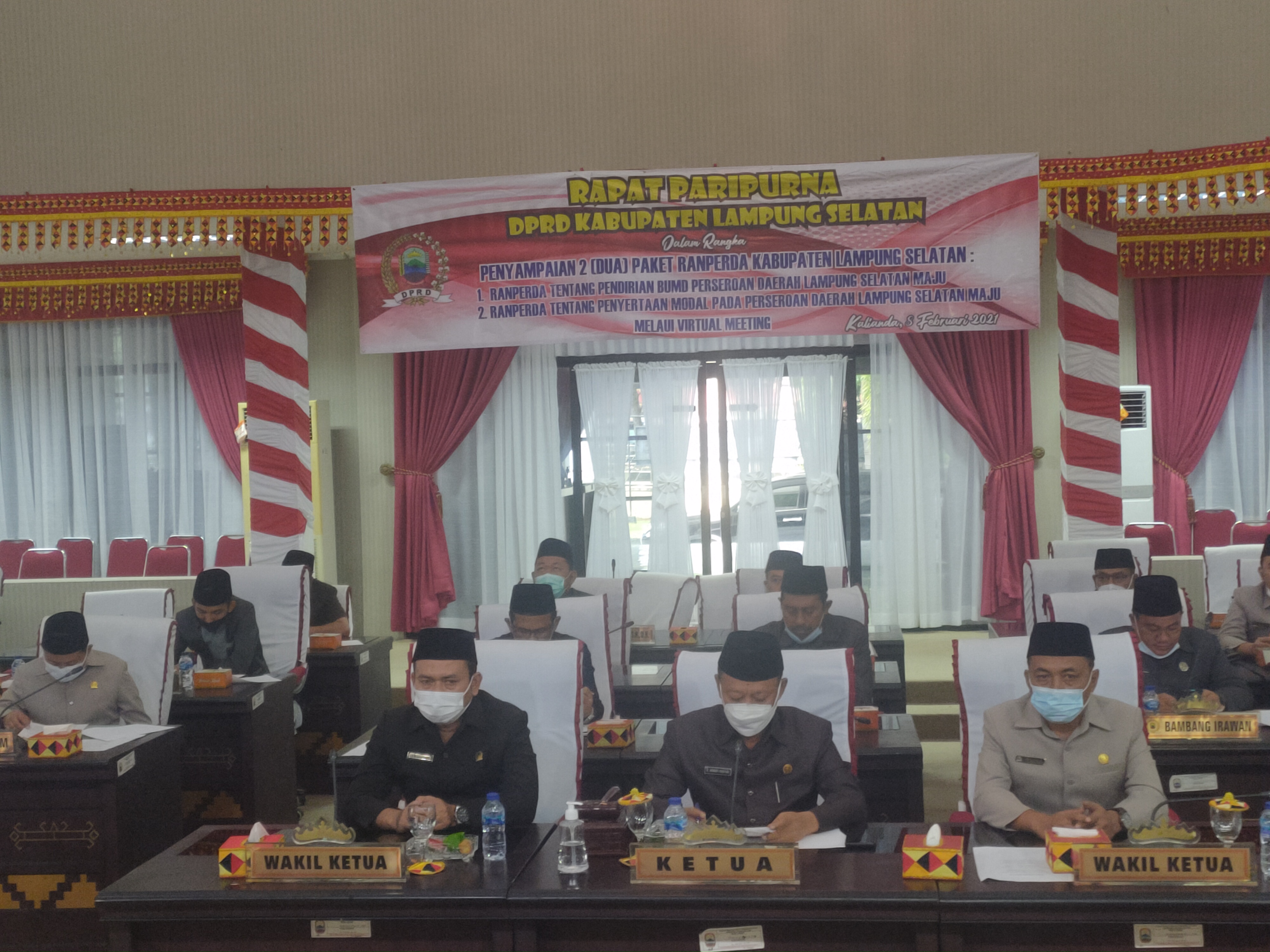 DPRD Lamsel Gelar Paripurna Dua Raperda BUMD