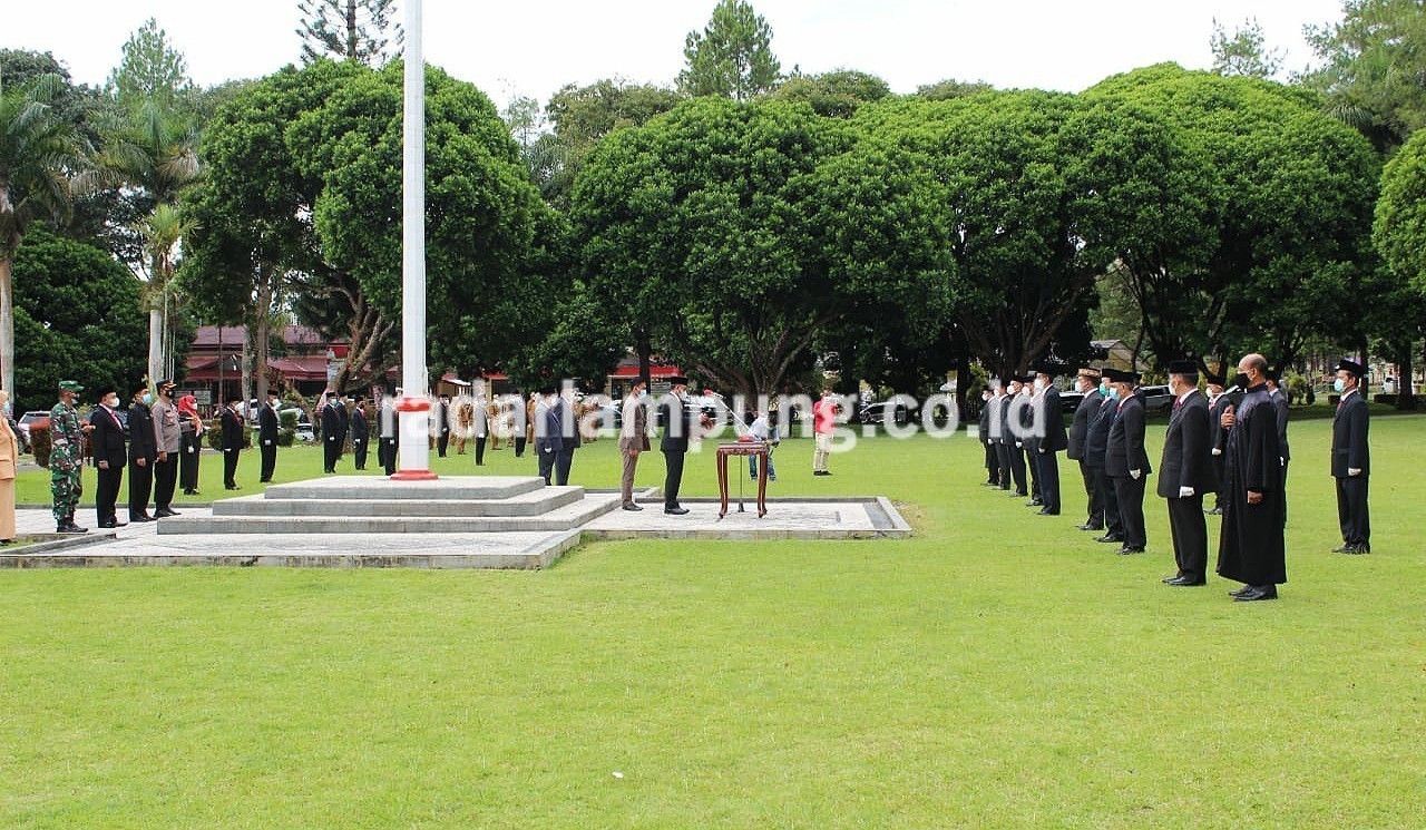 Belasan Pejabat Eselon II Tempati Posisi Baru, Parosil Ingatkan Jangan Hanya Duduk di Belakang Meja