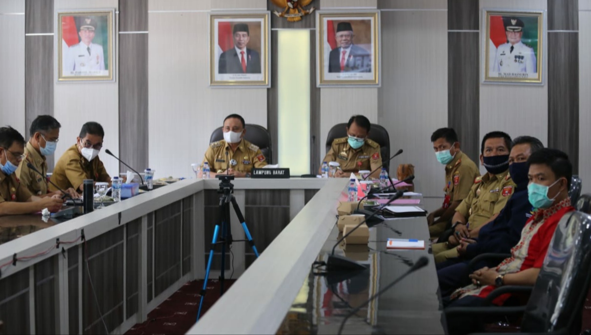 Pemkab Lambar Fokus Benahi DTKS