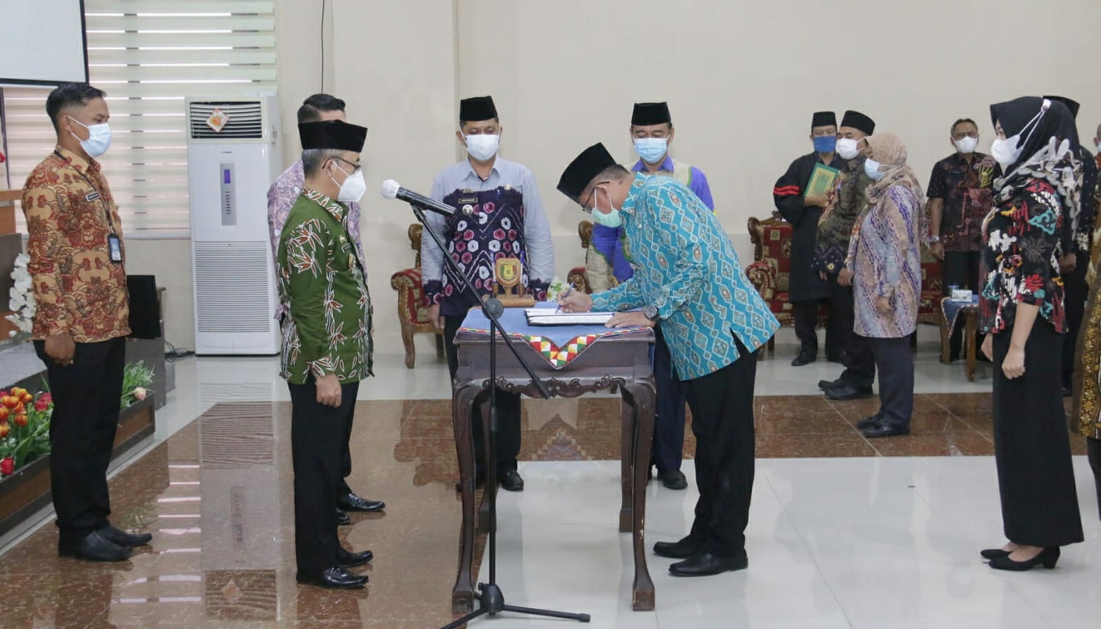 Puluhan Pejabat Administrator dan Pengawas Pemkab Pringsewu Dilantik