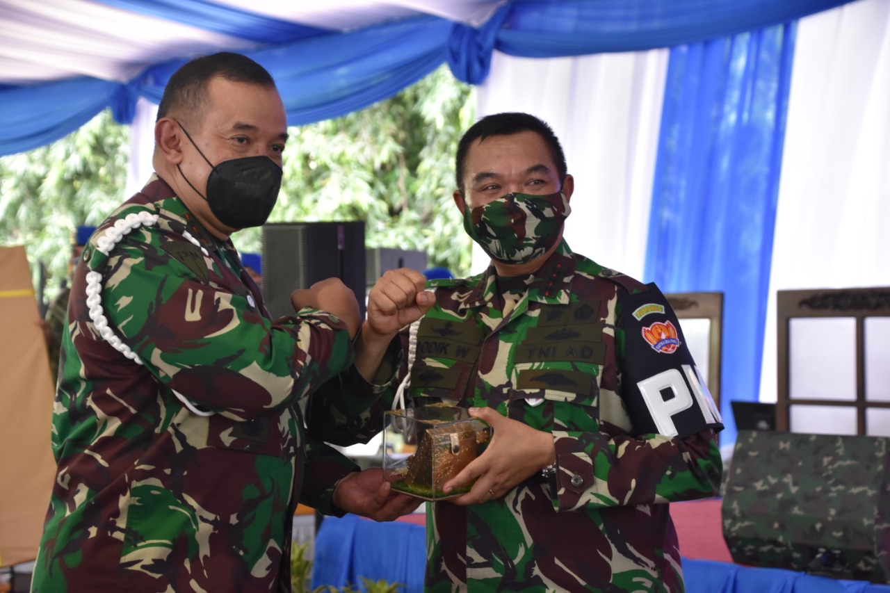 Selamat Bertugas, Ndan ! Mayjen Chandra Resmi Jabat Danpuspomad
