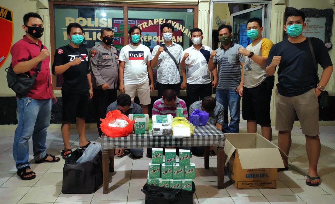 Tiga Warga Bojonegoro Kelabui Toko Fotokopi di Tuba