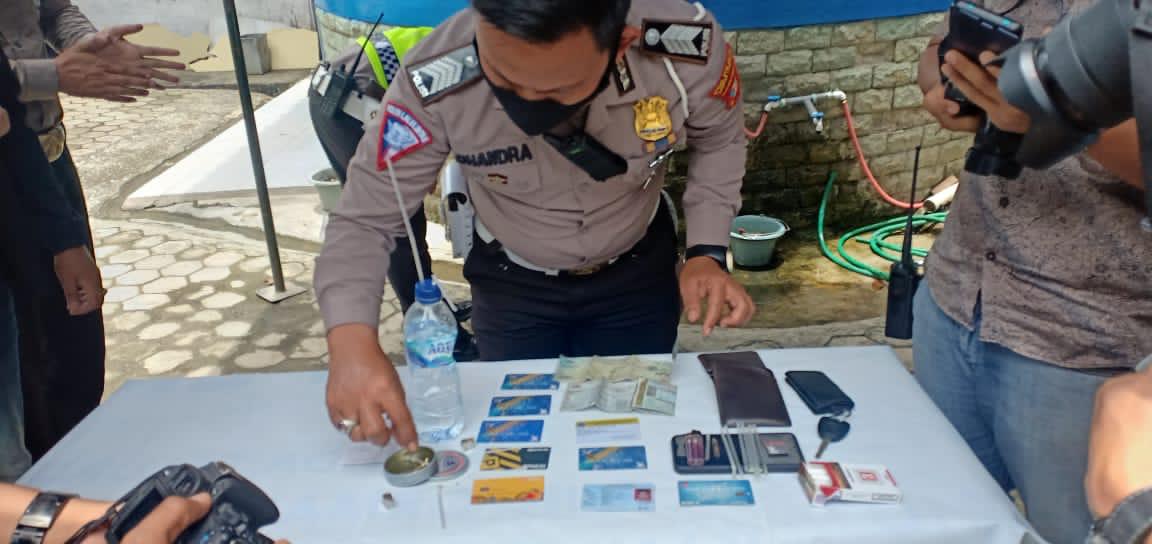 Lewat ETLE, Polisi Amankan Pengguna Sabu dan Plat Bodong