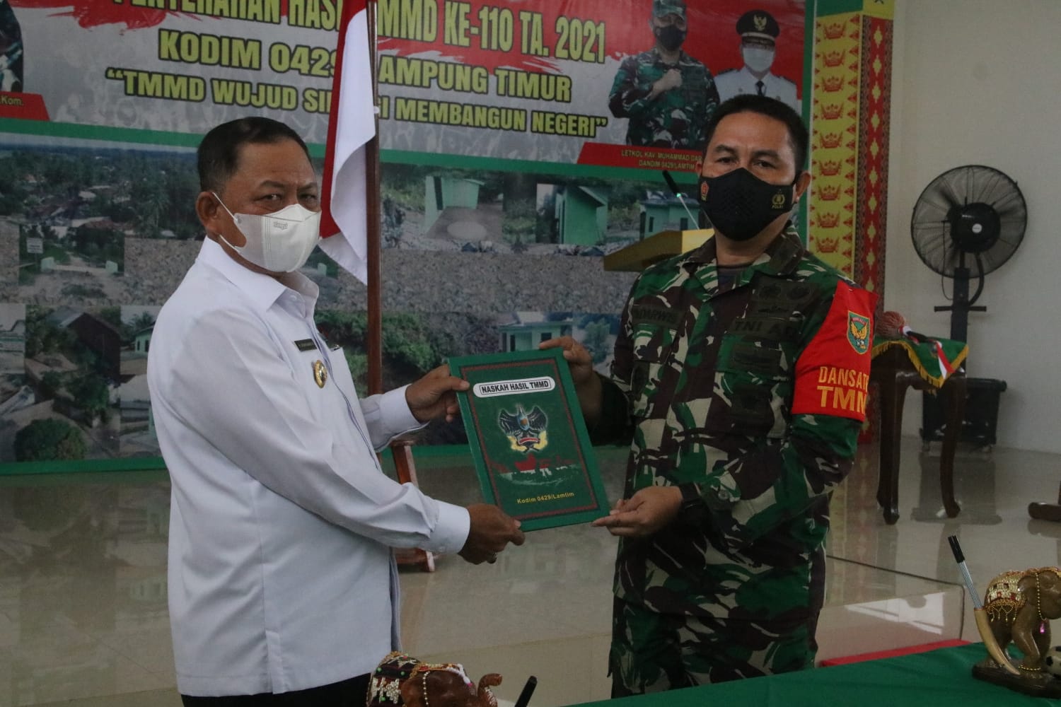 Danrem 043 Gatam Tutup TMMD ke 110 Lamtim