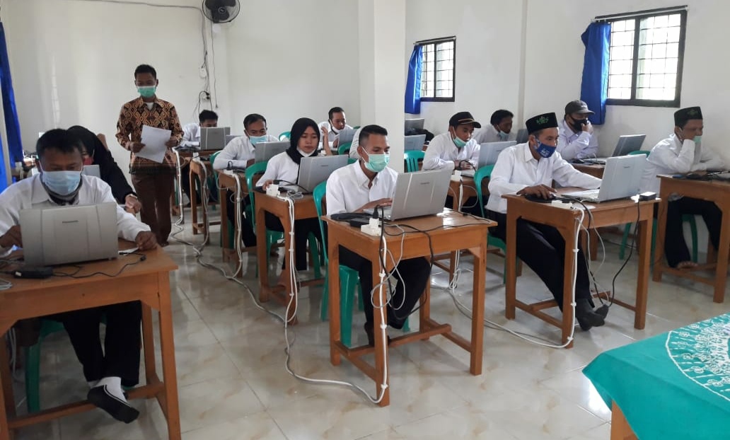 Ratusan Peserta Paket C Ikut UPK Dengan CBT