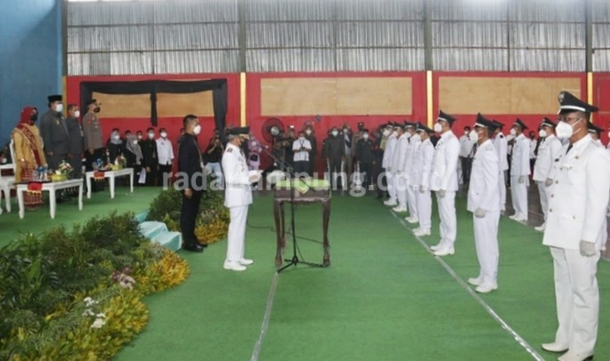 Ini Pesan Bupati untuk Kepala Pekon yang Baru Dilantik