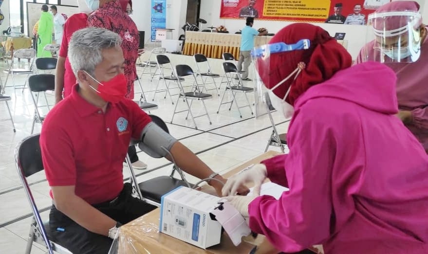 Kesaksian Midi Iswanto Soal Nunik Minta \'Mahar\' Parpol Rp30 M ke Mustafa