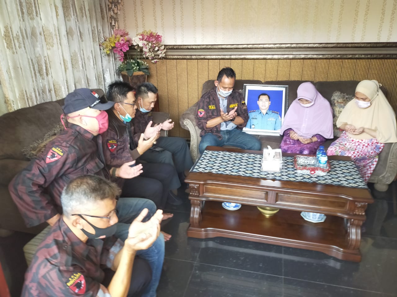 Letkol Heri Pernah Ajak Ibunda ke KRI Nanggala-402, Berharap Masyarakat Jangan Dulu Ucapkan Duka Cita