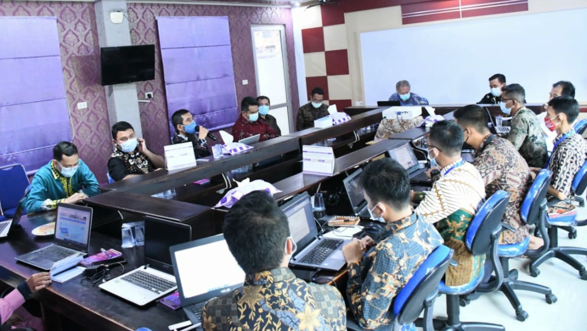 Program Studi Teknik Informatika UAP Workshop Kajian Kurikulum