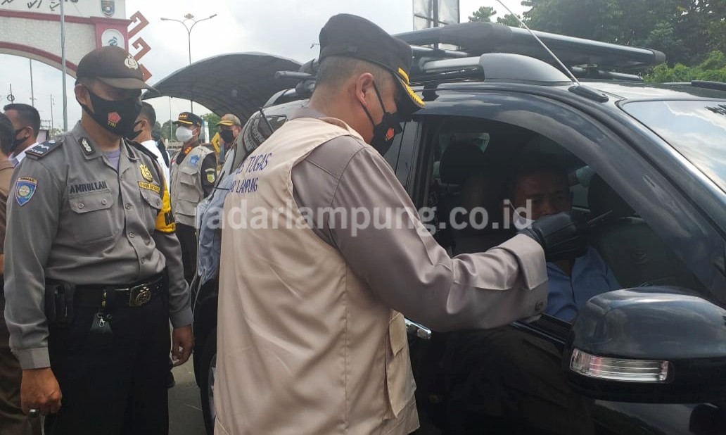 Masuk Bandarlampung, Ratusan Kendaraan Putar Balik