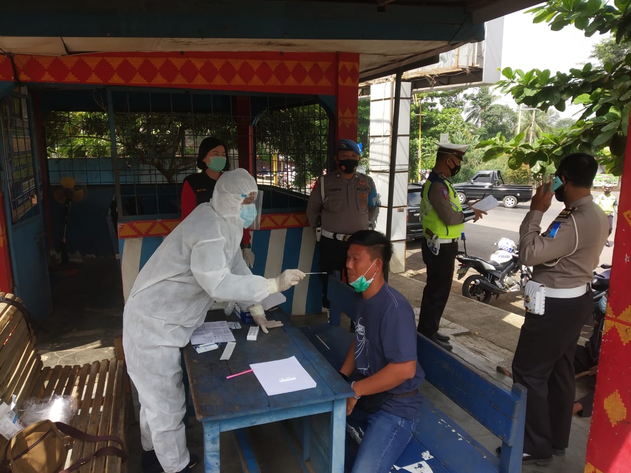 Satgas OKK Polres Lampura Gelar Penyekatan Kendaraan