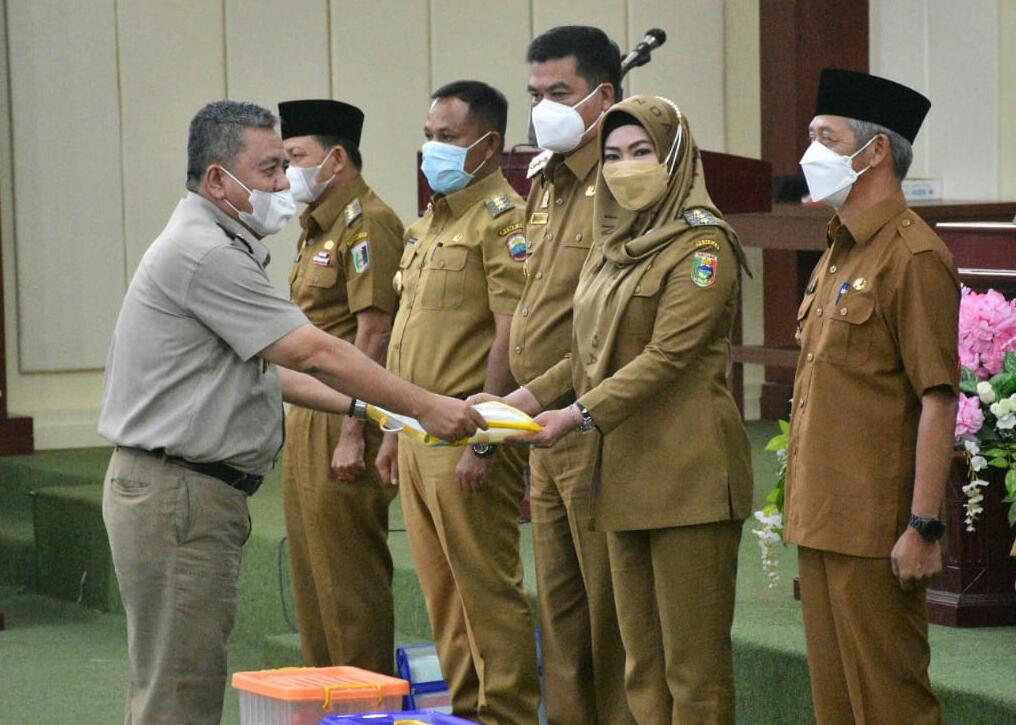 Bupati Tanggamus Terima Sertifikat Griya Abdi Negara