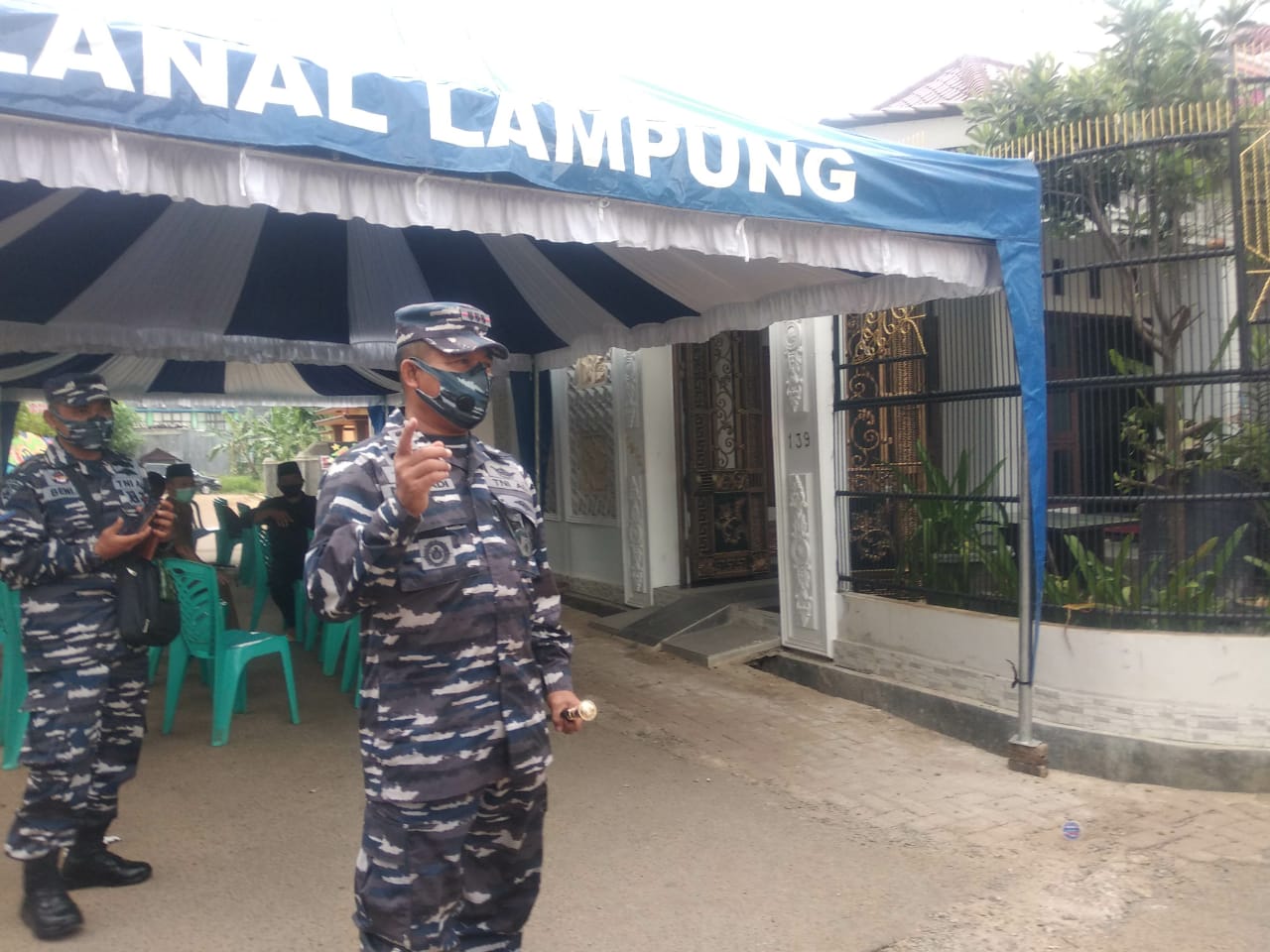 Danlanal Lampung Kunjungi Kediaman Kakak Komandan KRI Nanggala 402