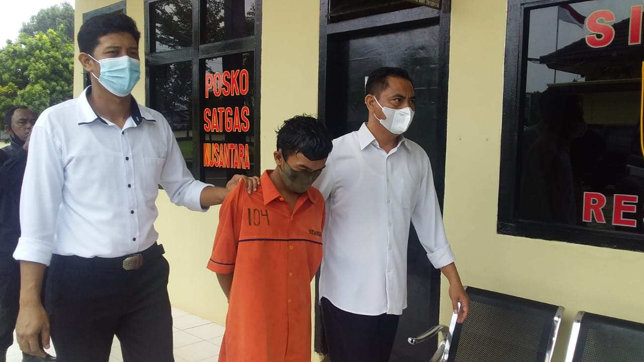 Turungkap, Ini Pria yang Tega Bunuh Rekan Gegara Saling Tepuk