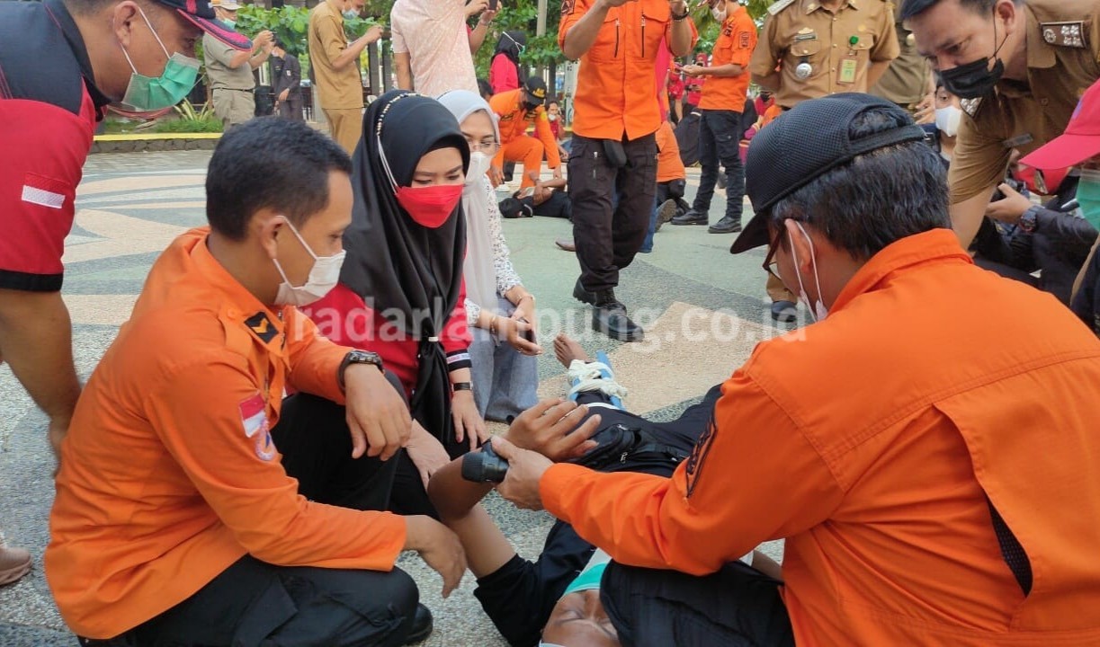 Gempa di Pesisir Kotaagung, Bupati-Wabup Sibuk Evakuasi