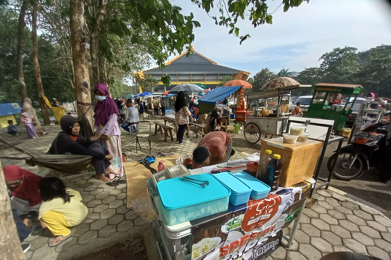 PASAR RAKYAT UNILA