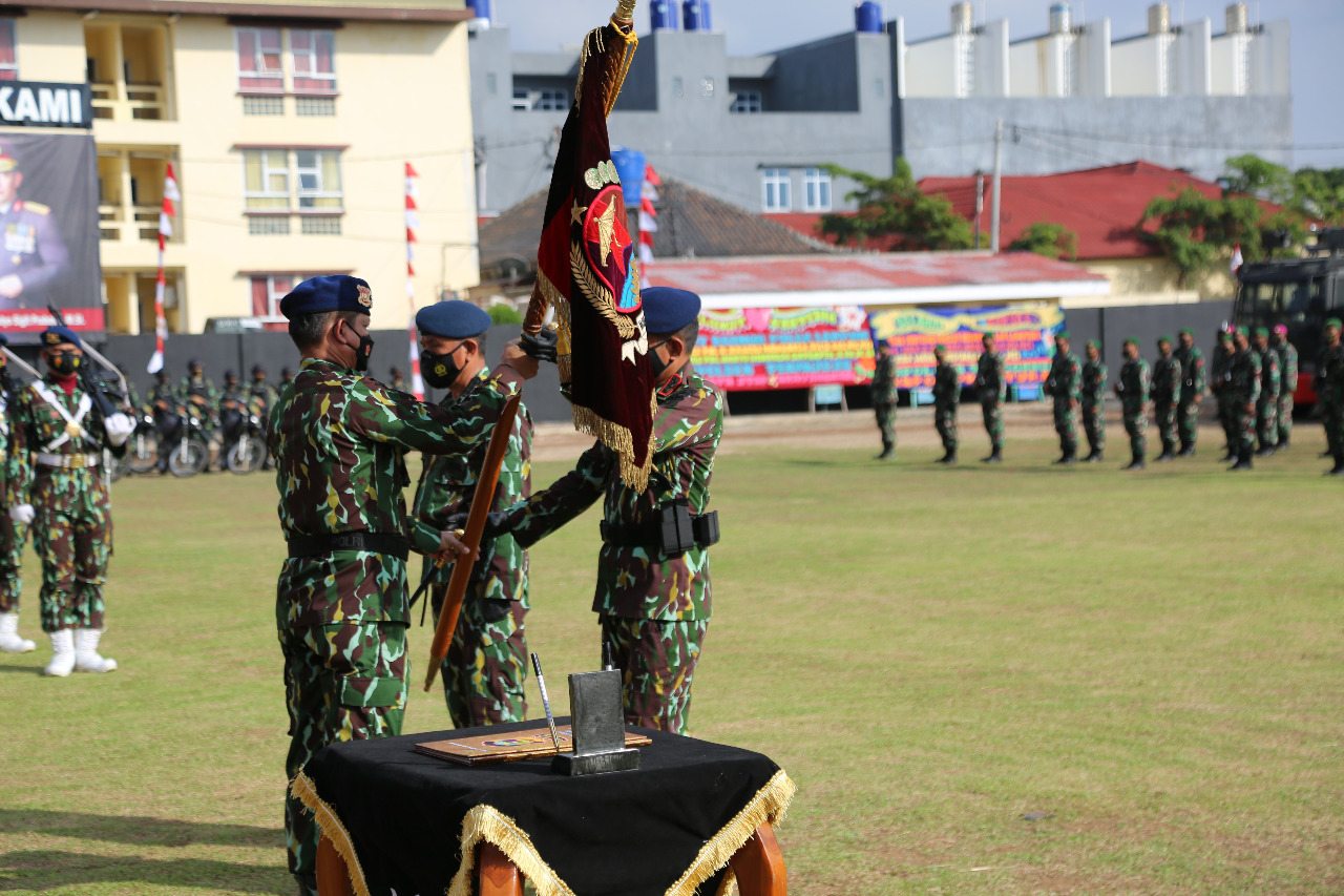 Dansat Brimob Polda Lampung Resmi Berganti