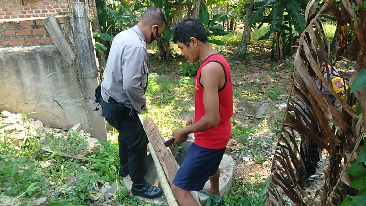 Seorang Bocah Terperosok ke Dalam Sumur