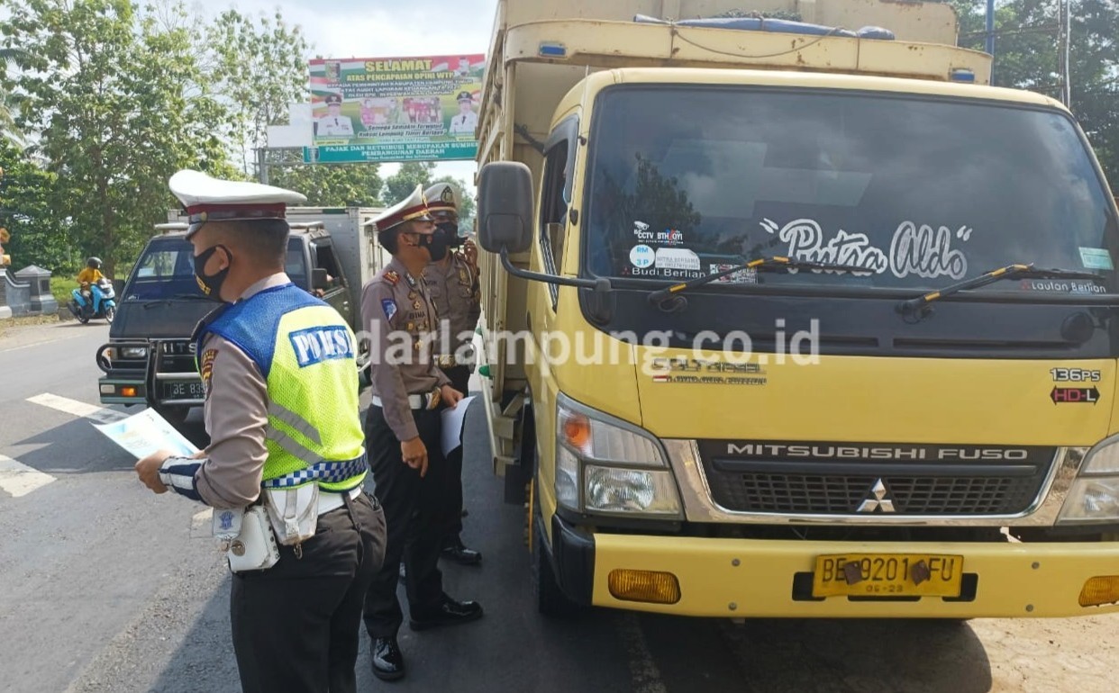 Tidak Ada Toleransi, Putar Balik!