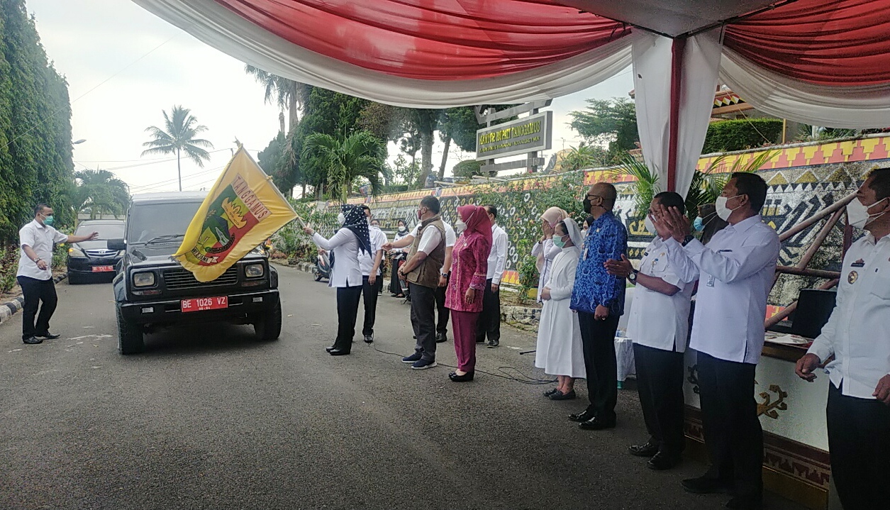 Bupati Launching Distribusi Bantuan untuk Pasien Covid-19