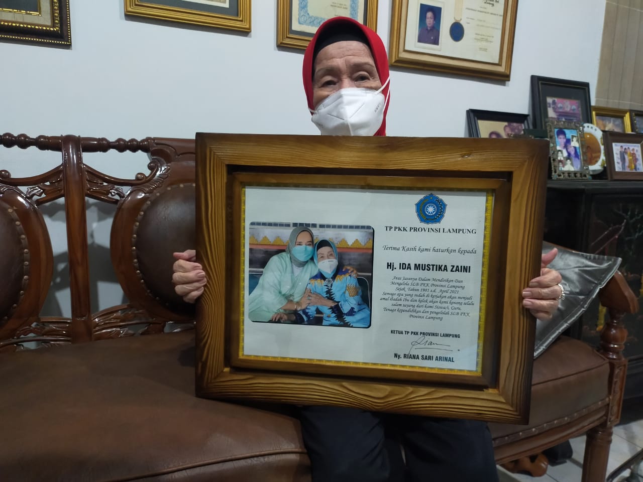 Kisah Ida Mustika Zaini Merintis Sekolah Luar Biasa Pertama di Lampung
