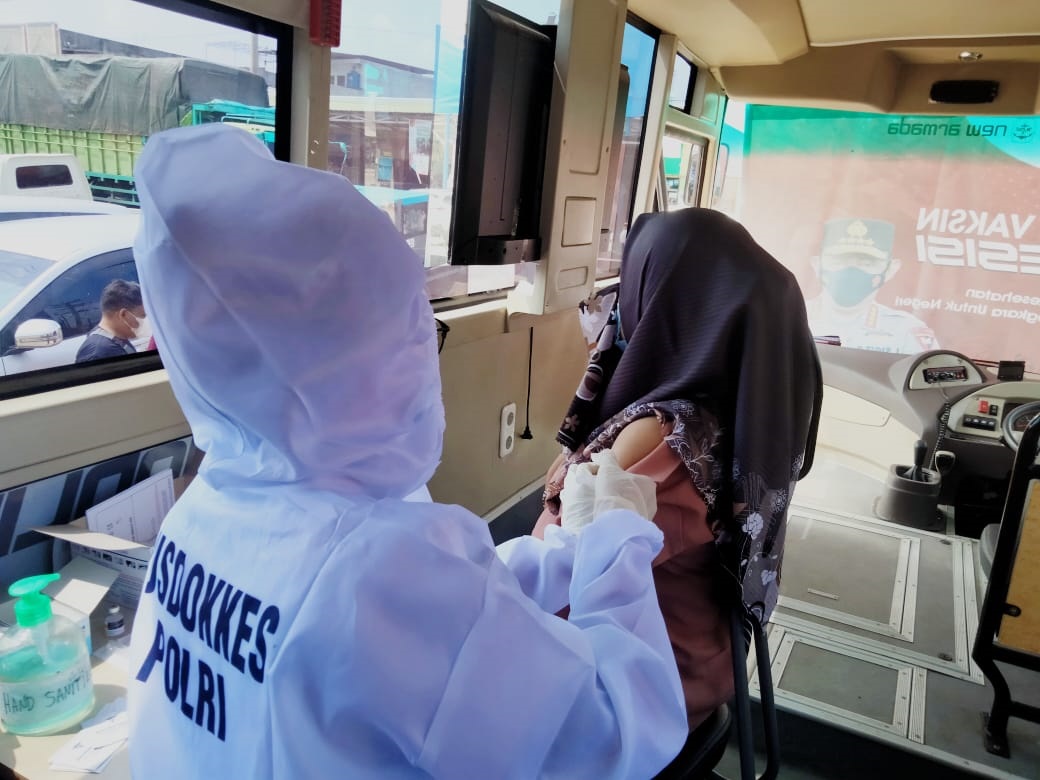 Vaksinasi Mobile, Polres Tuba Suntik 81 Orang