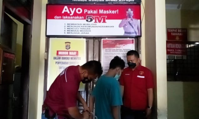 Lah, Remaja Ini Nekat Sebar Foto Bugil Mantan Pacar Karena Diputusin