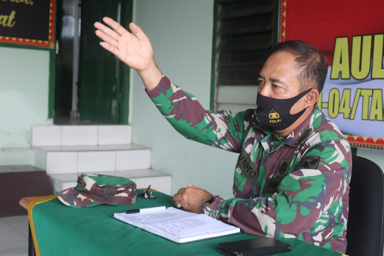 Danramil TKT Kodim 0410/KBL Berikan Pengarahan ke Para Personel