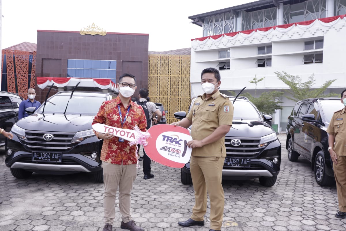 Pemkab Waykanan Sewa 56 Kendaraan Dinas