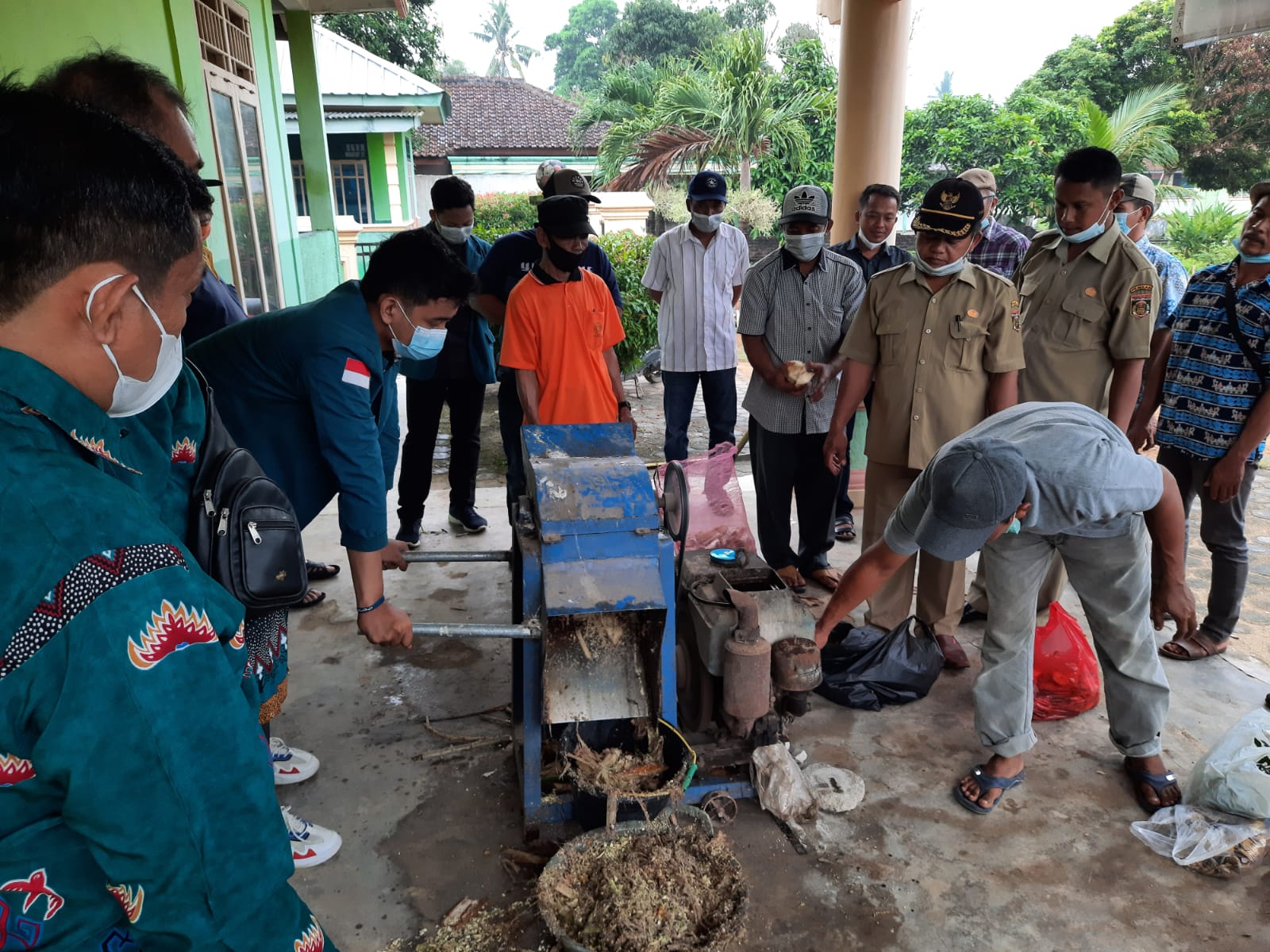 Inovasi Luar Biasa, Tim Dosen Unila Mengubah Barang Sebelah Mata Menjadi Produk Multiguna