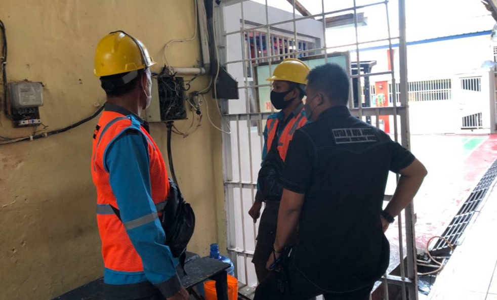 Antisipasi Kebakaran, Rutan Kotaagung Cek Jaringan Listrik