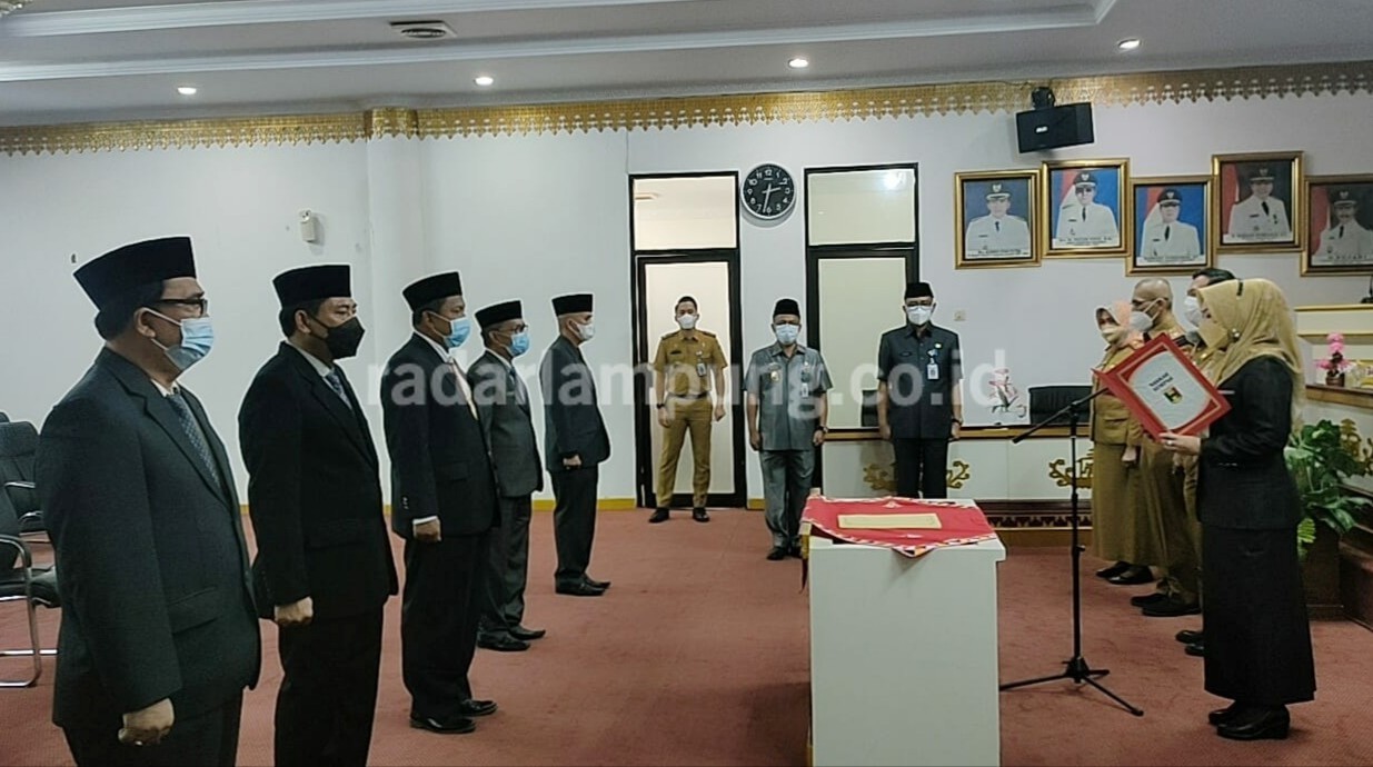 Bupati Tanggamus Lantik Lima Pejabat Pimpinan Tinggi Pratama