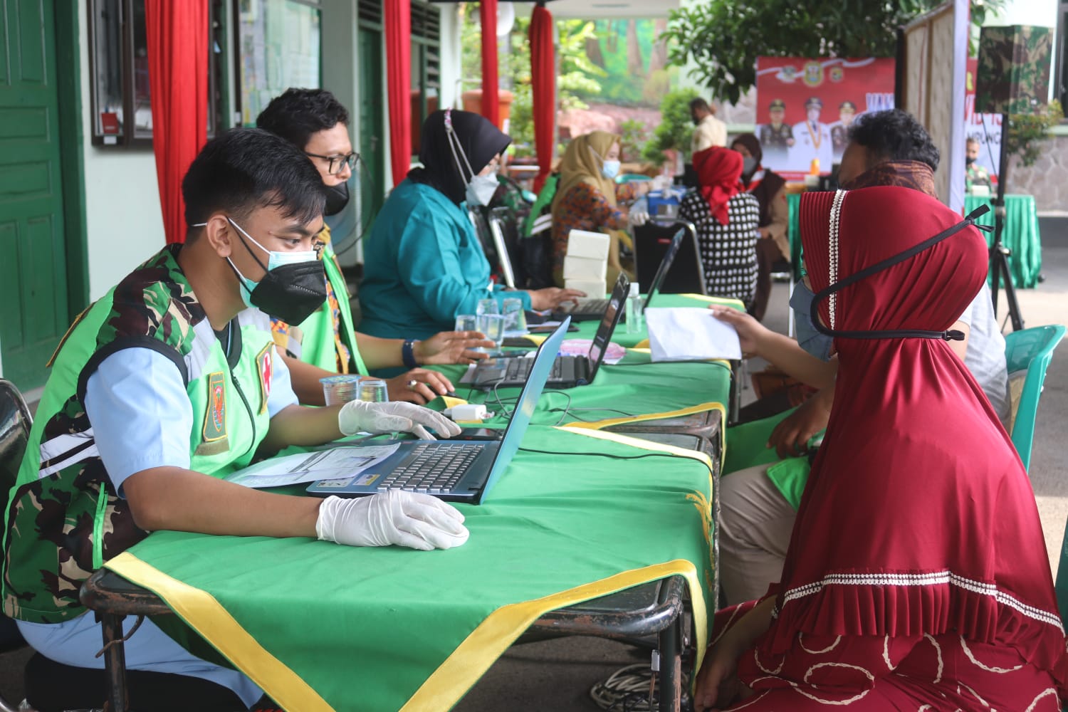 Kodim 0410/KBL Terus Laksanakan Giat Vaksinasi Massal